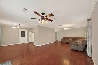 7702 Rockhill Street, Houston, TX 77061 - Photo 9