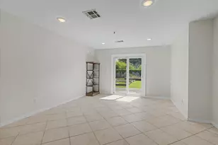 413 Farrer St, Angleton, TX 77515 - Photo 15