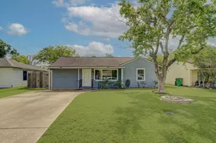 413 Farrer St, Angleton, TX 77515 - Photo 39