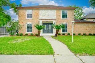 7914 Oakington Dr, Houston, TX 77071 - Photo 3