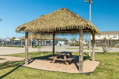 16725 Captain Bligh Road, Jamaica Beach, TX 77554 - Photo 37