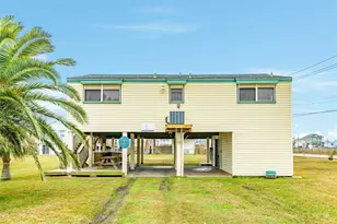 16725 Captain Bligh Rd, Jamaica Beach, TX 77554 - Photo 5