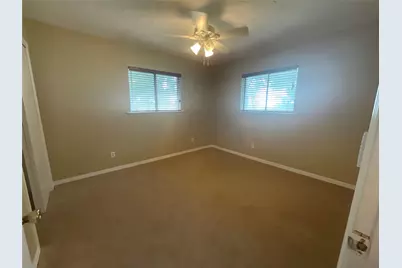 1672 Fm 318, Hallettsville, TX 77964 - Photo 11