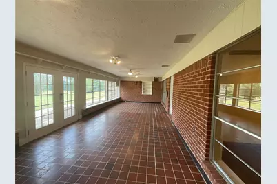 1672 Fm 318, Hallettsville, TX 77964 - Photo 21