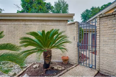 6030 Gallant Forest Drive, Houston, TX 77088 - Photo 5