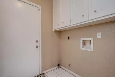 6030 Gallant Forest Drive, Houston, TX 77088 - Photo 21