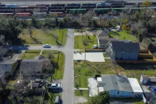 7819 Joy St, Houston, TX 77028 - Photo 11