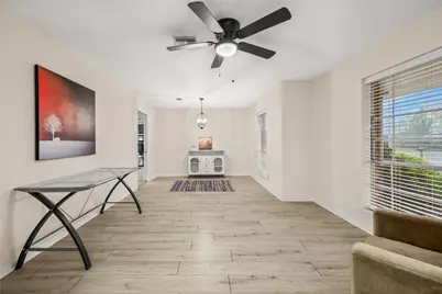 1607 Buescher Drive, Houston, TX 77043 - Photo 3