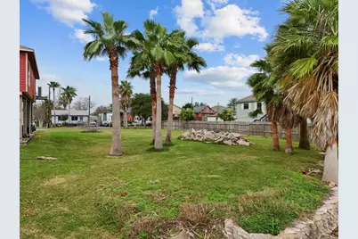 1035 6th Street, San Leon, TX 77539 - Photo 17
