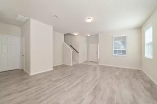 12655 Redbud Villa Lane, Houston, TX 77086 - Photo 5