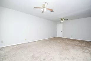 6410 Bluestone Dr, Houston, TX 77016 - Photo 13