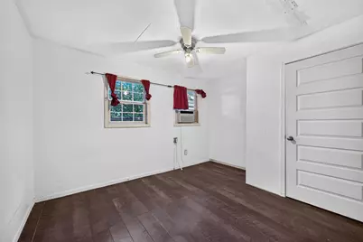 2506 Fairbanks Street, Houston, TX 77026 - Photo 11