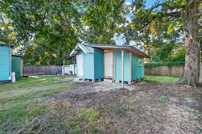 2506 Fairbanks Street, Houston, TX 77026 - Photo 23