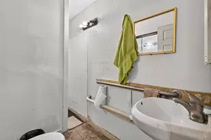 2506 Fairbanks St, Houston, TX 77026 - Photo 13