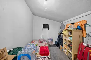 2506 Fairbanks St, Houston, TX 77026 - Photo 17