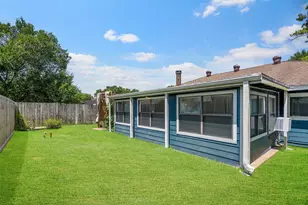 2335 Farriers Bend Dr, Friendswood, TX 77546 - Photo 21