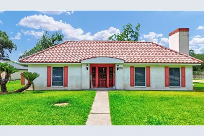 327 Live Oak Lane, Lake Jackson, TX 77566 - Photo 5