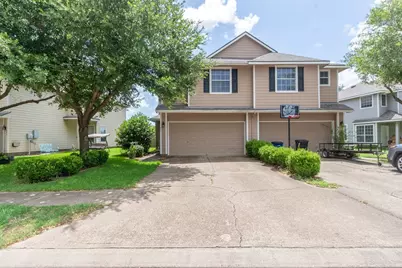 242 Drake Run Lane, Dickinson, TX 77539 - Photo 1