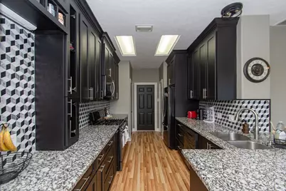 242 Drake Run Lane, Dickinson, TX 77539 - Photo 9