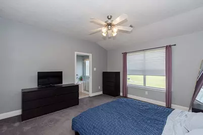 242 Drake Run Lane, Dickinson, TX 77539 - Photo 11