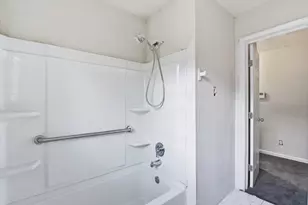 535 Edgebrook Dr, Houston, TX 77034 - Photo 17