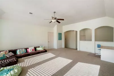 241 W Tupelo Green Circle, Spring, TX 77389 - Photo 9