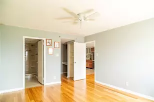 7510 Hornwood Dr, Houston, TX 77036 - Photo 11