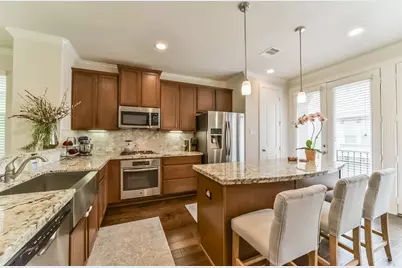 1517 Miles Oaks Place, Houston, TX 77043 - Photo 9