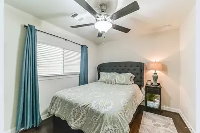 1517 Miles Oaks Place, Houston, TX 77043 - Photo 33