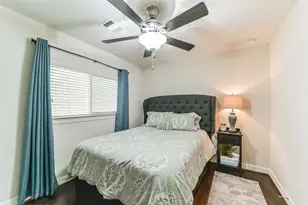 1517 Miles Oaks Pl, Houston, TX 77043 - Photo 33