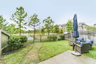 1517 Miles Oaks Pl, Houston, TX 77043 - Photo 37