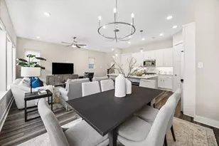 10960 Hewitt Cliff Ln, Houston, TX 77043 - Photo 9