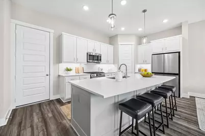 10960 Hewitt Cliff Lane, Houston, TX 77043 - Photo 11