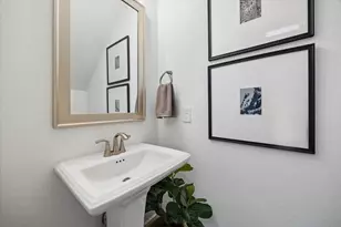 10960 Hewitt Cliff Ln, Houston, TX 77043 - Photo 13