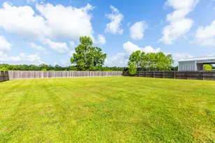 670 Dayna Ln, Sour Lake, TX 77659 - Photo 43