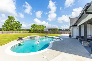 670 Dayna Ln, Sour Lake, TX 77659 - Photo 39