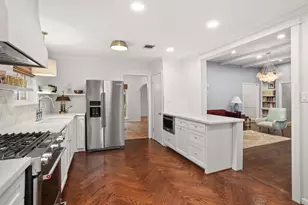 18306 Barbuda Ln, Houston, TX 77058 - Photo 7