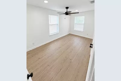 7402 Navigation Boulevard, Houston, TX 77011 - Photo 9