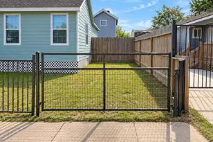 7402 Navigation Blvd, Houston, TX 77011 - Photo 3