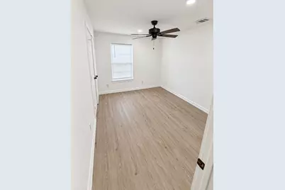 7402 Navigation Boulevard, Houston, TX 77011 - Photo 11