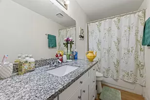 15410 Lindita Dr, Houston, TX 77083 - Photo 19