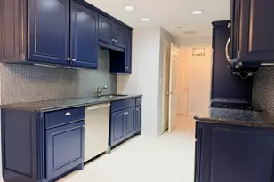 2001 Holcombe Blvd, Houston, TX 77030 - Photo 5
