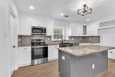 7702 Carolyn Street, Santa Fe, TX 77517 - Photo 9