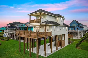 1998 Royalville Ct, Crystal Beach, TX 77650 - Photo 39