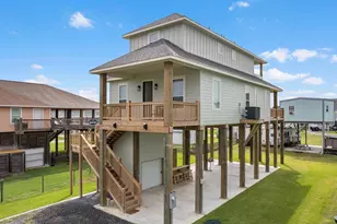 1998 Royalville Ct, Crystal Beach, TX 77650 - Photo 41