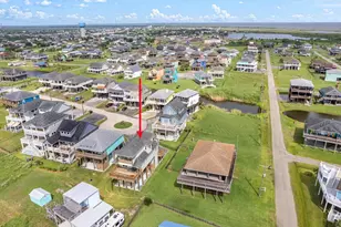 1998 Royalville Ct, Crystal Beach, TX 77650 - Photo 37