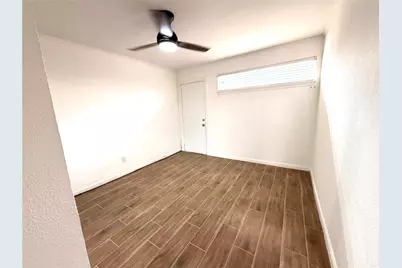 4723 Aftonshire Drive #A3, Houston, TX 77027 - Photo 9