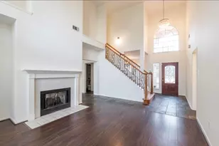 2515 Falcon Ridge St, Pearland, TX 77584 - Photo 9