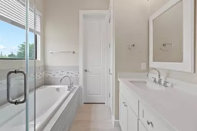 5816 Gardendale Drive #B, Houston, TX 77092 - Photo 7