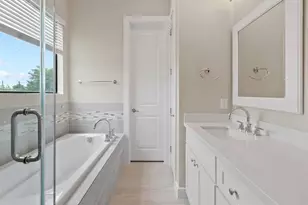 5816 Gardendale Dr, Houston, TX 77092 - Photo 7